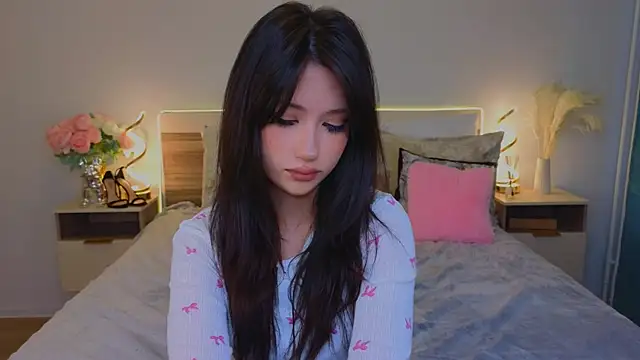 BrianaSteels online show from 04.29.26
