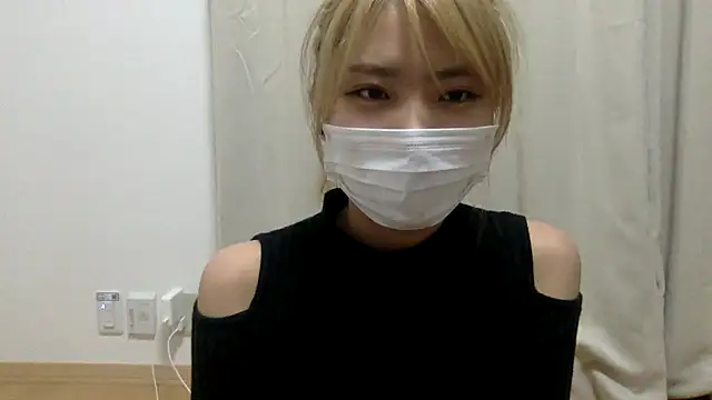 Snapshot of _Misa_misako_ chatting on 04.25.26 Misa misako online show from 04.25.26