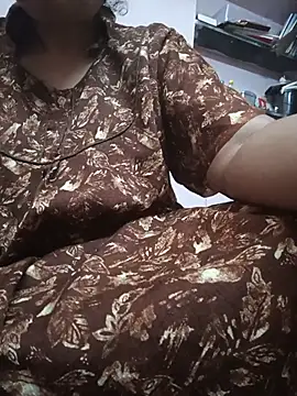 Tamilaunty35 online show from 06.30.26
