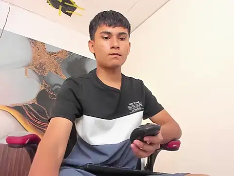 SantiagoCool online show from 04.18.26