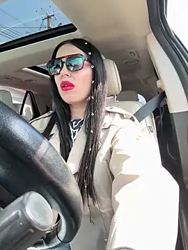 Snapshot of Alenka_ki chatting on 04.13.26 Alenka ki online show from 04.13.26