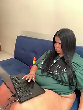 Snapshot of megan_purpura chatting on 04.21.26 megan purpura online show from 04.21.26