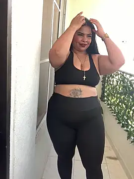 Snapshot of megan_purpura chatting on 05.18.26 megan purpura online show from 05.18.26