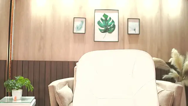 BrianaLane online show from 06.12.26