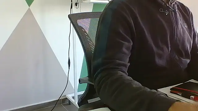 Snapshot of brunosso85ita chatting on 04.27.26 brunosso85ita online show from 04.27.26