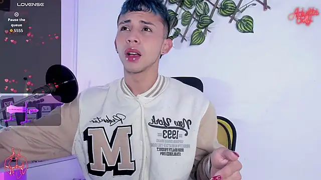 Apolo Prince1 online show from 04.17.26