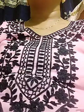 Snapshot of Monika_telugu_queen chatting on 06.22.26 Monika telugu queen online show from 06.22.26