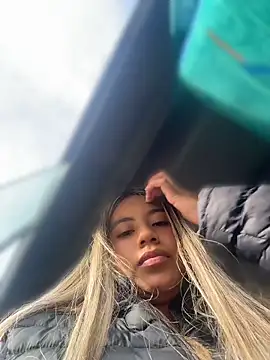 Kimmiebellarie online show from 04.27.26