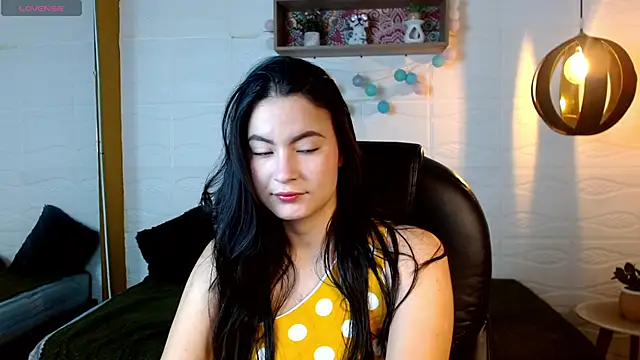rosaleia  online show from 05.24.26