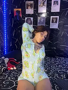 Ashnikko    online show from 06.29.26