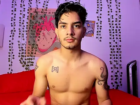 Snapshot of JaxJinx chatting on 04.17.26 JaxJinx online show from 04.17.26