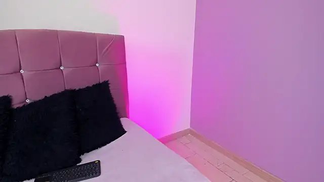 Flor pink online show from 04.24.26