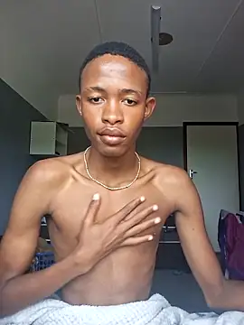 youngAndReckles online show from 04.11.26