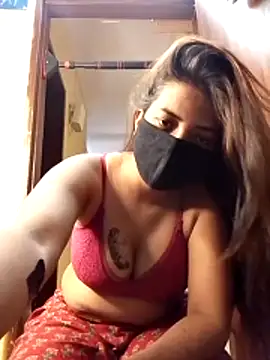 Snapshot of sima_loves chatting on 04.27.26 sima loves online show from 04.27.26