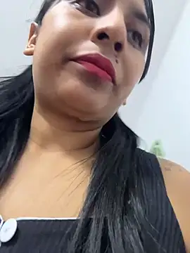 MELIZ QUEEN online show from 05.14.26