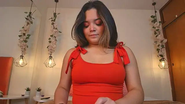 Snapshot of Shadya_ chatting on 07.19.26 Shadya online show from 07.19.26