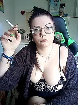 HotVWGirl online show from 04.21.26