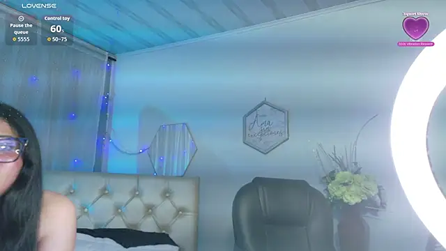Snapshot of Silvana_lorc chatting on 05.15.26 Silvana lorc online show from 05.15.26