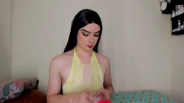 MelanyCollins  online show from 04.29.26