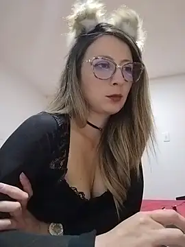 VALELUXX online show from 05.14.26