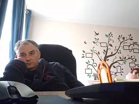Snapshot of Piotr481 chatting on 05.07.26 Piotr481 online show from 05.07.26
