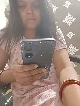 Snapshot of SexySindrela chatting on 04.12.26 SexySindrela online show from 04.12.26