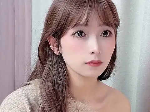 Snapshot of Zora2026 chatting on 04.13.26 Zora2026 online show from 04.13.26