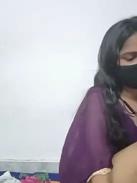 Snapshot of sexy_bhabhii chatting on 06.24.26 sexy bhabhii online show from 06.24.26