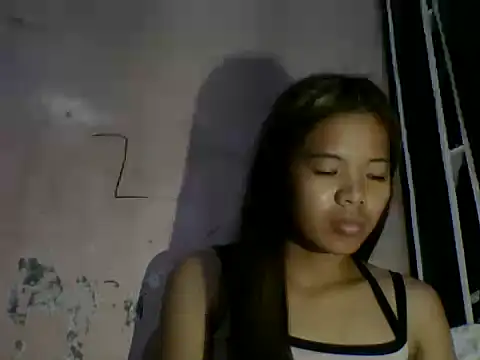 Snapshot of trixiavia chatting on 05.16.26 trixiavia online show from 05.16.26
