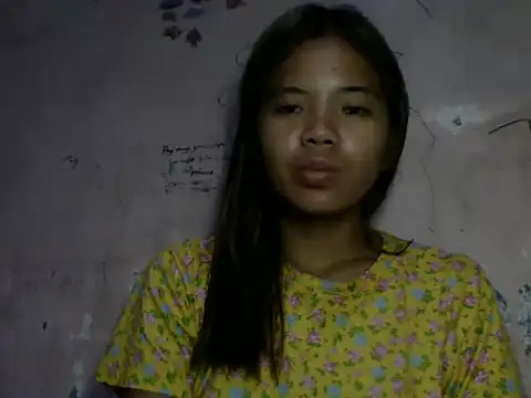 Snapshot of trixiavia chatting on 05.26.26 trixiavia online show from 05.26.26