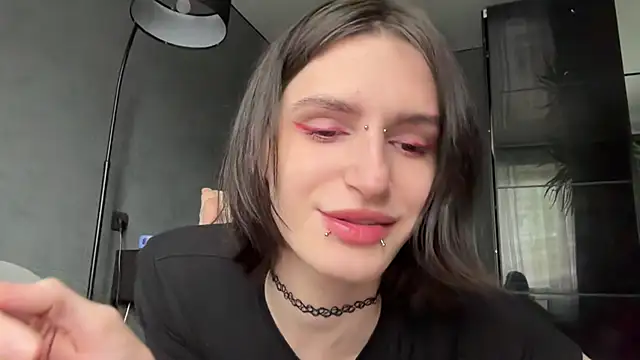 Snapshot of Niky_Long chatting on 05.29.26 Niky Long online show from 05.29.26