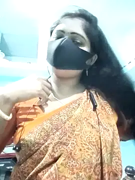 Snapshot of nisha_sagal chatting on 06.19.26 nisha sagal online show from 06.19.26