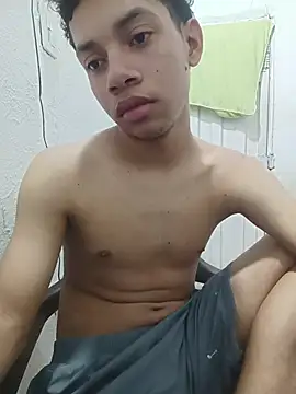 Snapshot of curious_straight_guy chatting on 07.16.26 curious straight guy online show from 07.16.26