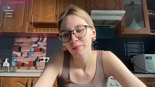 eileencrowday online show from 04.20.26