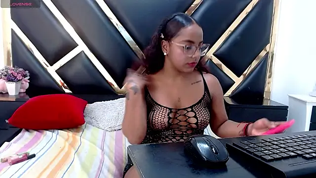 AprilyCrystal2 online show from 05.04.26