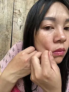 daisy-yeu online show from 04.20.26