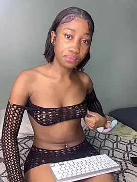 Petite BUNNYWORXXX online show from 04.21.26