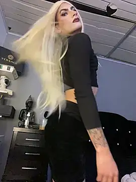 valen lewiiz online show from 07.17.26
