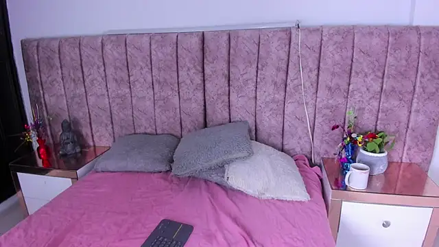 Snapshot of Dahlia_rossee chatting on 06.16.26 Dahlia rossee online show from 06.16.26