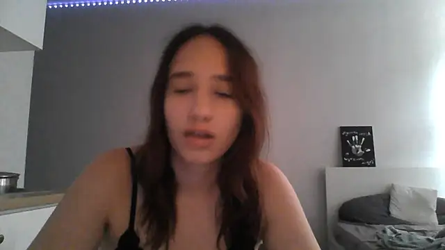 Snapshot of DarkMirel chatting on 07.14.26 DarkMirel online show from 07.14.26