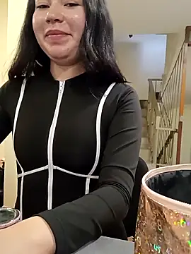 Emiily  Evans online show from 05.07.26
