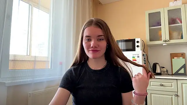 Snapshot of doana_bebriti chatting on 04.29.26 doana bebriti online show from 04.29.26