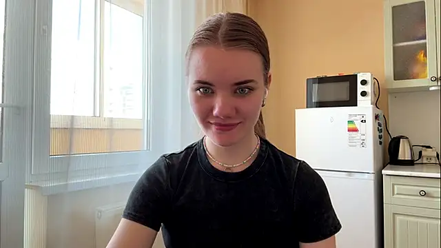 Snapshot of doana_bebriti chatting on 05.05.26 doana bebriti online show from 05.05.26
