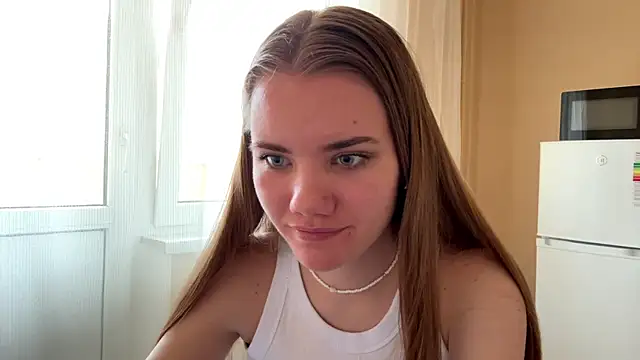 Snapshot of doana_bebriti chatting on 05.28.26 doana bebriti online show from 05.28.26