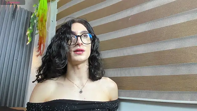 Snapshot of Shammy_rosse chatting on 06.11.26 Shammy rosse online show from 06.11.26