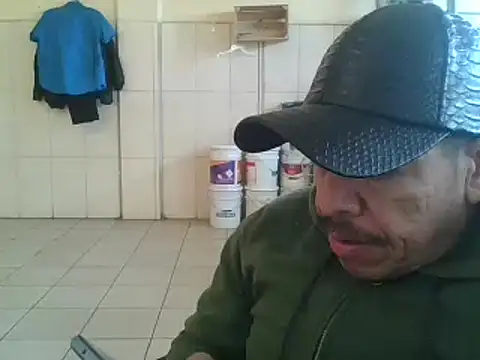 Snapshot of Oskr2024XXX chatting on 01.17.25 Oskr2024XXX online show from 01.17.25