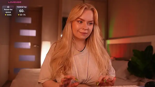 LisaLove3 online show from 06.04.26