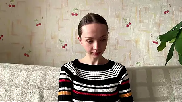 AdriannaBill online show from 04.24.26