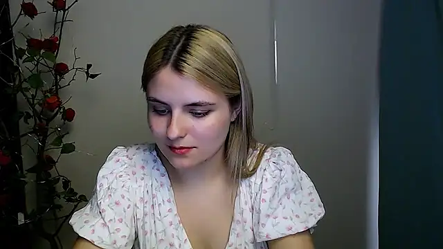  shy sabrina   online show from 04.17.26