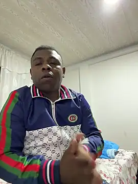 Snapshot of astronauta1991 chatting on 04.15.26 astronauta1991 online show from 04.15.26